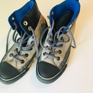 Boys high top Converse